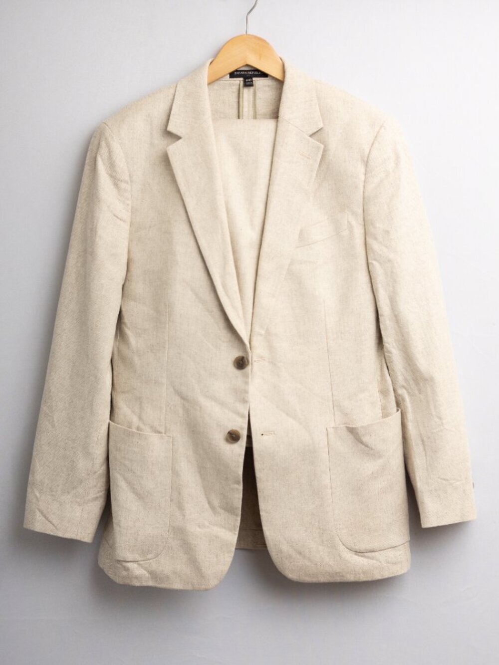 Tailored Slim-Fit Herringbone Linen Suit Jacket and Pants - Picture 2 of 5